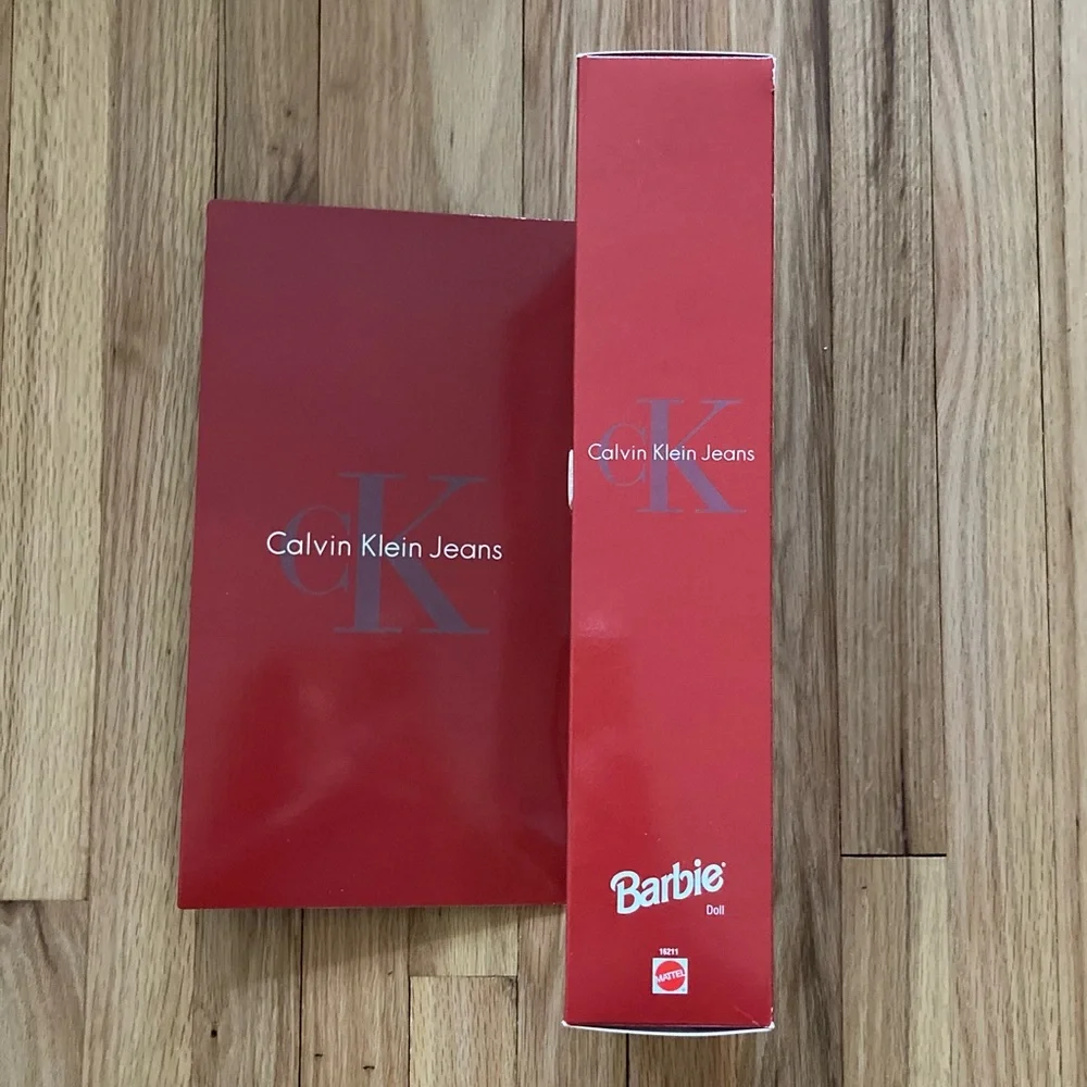 NWT BARBIE Calvin Klein Jeans Bloomingdales BARBIE doll #16211  1996